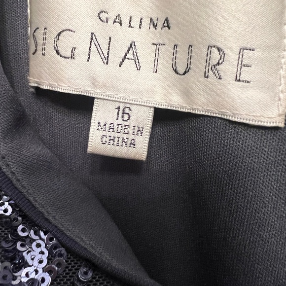 Elegant evening gown. Shoe length. - Picture 4 of 4